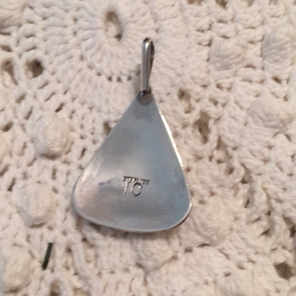 ♣️ Sterling and Coral Pendant ♣️ - Picture 4 of 5